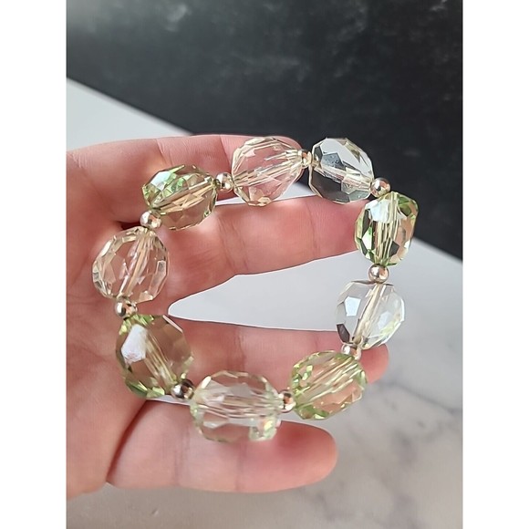 Vintage Green And Clear Beaded Stretchy Plastic Bracelet - Picture 8 of 10